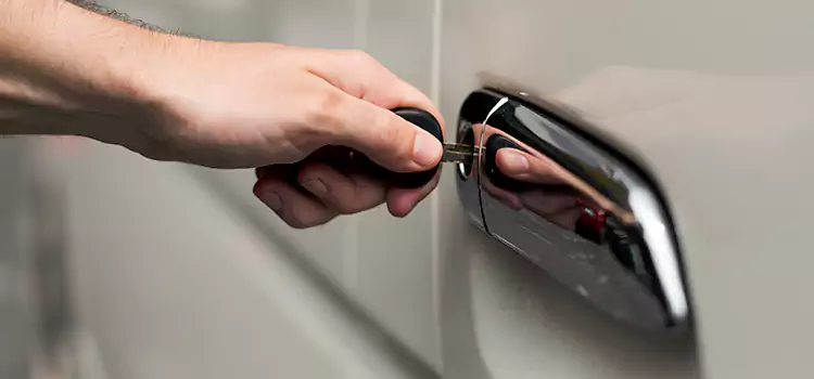 Why Choose Our Auto Locksmith Team in San Carlos Park, FL?